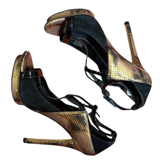 BRIAN ATWOOD Animal Print Reptile Gold Campisa T Strap Platform Sandal Heels 6.5 - Picture 8 of 9